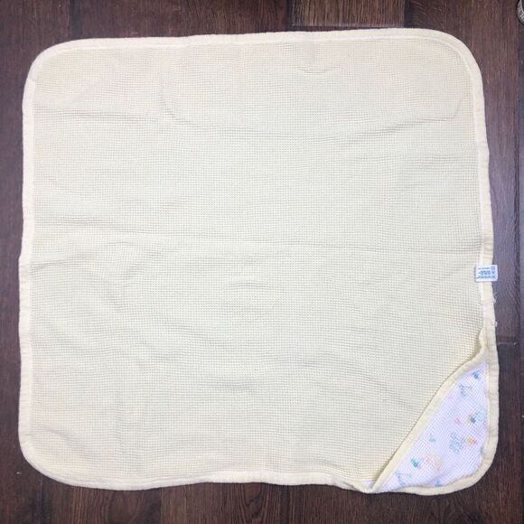 Baby Morgan J.E. Vintage Yellow Bear Towel Thermal Waffle Blanket Receiving - Picture 2 of 6